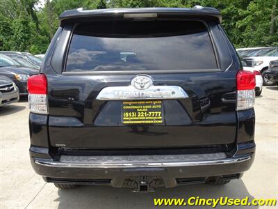 2013 Toyota 4Runner SR5   - Photo 7 - Cincinnati, OH 45255
