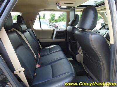 2013 Toyota 4Runner SR5   - Photo 15 - Cincinnati, OH 45255