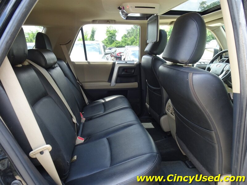 2013 Toyota 4Runner SR5 - Photo 15 - Cincinnati, OH 45255