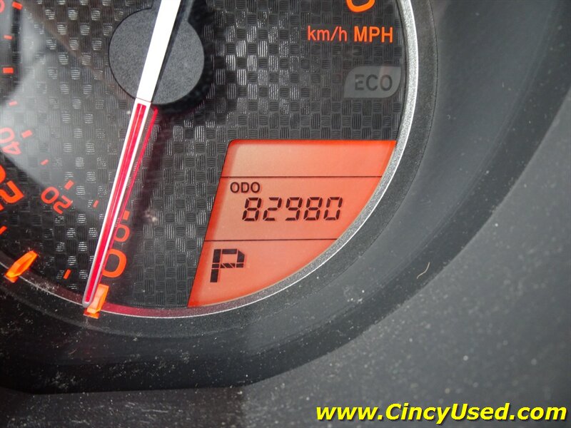 2013 Toyota 4Runner SR5 - Photo 23 - Cincinnati, OH 45255