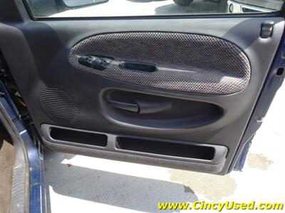 2001 Dodge Ram 3500 SLT Plus   - Photo 29 - Cincinnati, OH 45255