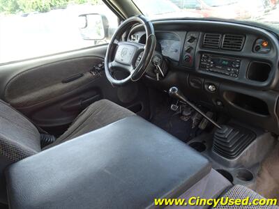 2001 Dodge Ram 3500 SLT Plus   - Photo 19 - Cincinnati, OH 45255