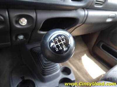 2001 Dodge Ram 3500 SLT Plus   - Photo 20 - Cincinnati, OH 45255