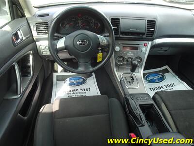 2009 Subaru Outback 2.5i Special Edition  2.5L H4 AWD - Photo 11 - Cincinnati, OH 45255