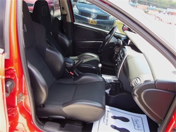 2005 Dodge Neon SRT-4 - Photo 8 - Cincinnati, OH 45255