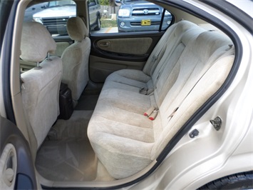 2000 Nissan Maxima GLE   - Photo 15 - Cincinnati, OH 45255