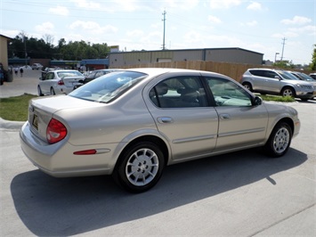 2000 Nissan Maxima GLE   - Photo 6 - Cincinnati, OH 45255