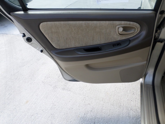 2000 Nissan Maxima GLE - Photo 23 - Cincinnati, OH 45255