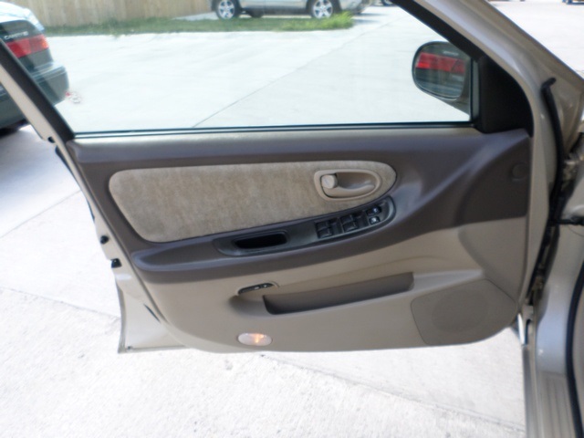 2000 Nissan Maxima GLE - Photo 21 - Cincinnati, OH 45255