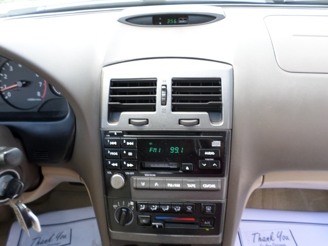 2000 Nissan Maxima GLE - Photo 16 - Cincinnati, OH 45255