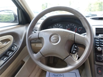 2000 Nissan Maxima GLE   - Photo 18 - Cincinnati, OH 45255