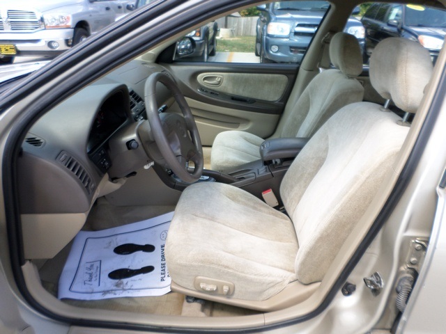 2000 Nissan Maxima GLE - Photo 14 - Cincinnati, OH 45255