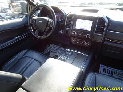2021 Ford Expedition MAX Limited   - Photo 15 - Cincinnati, OH 45255