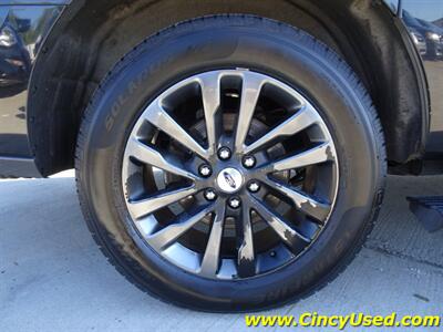 2021 Ford Expedition MAX Limited   - Photo 35 - Cincinnati, OH 45255