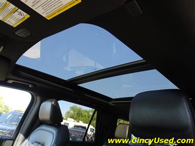 2021 Ford Expedition MAX Limited   - Photo 25 - Cincinnati, OH 45255