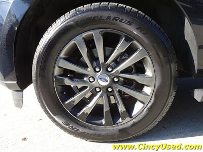 2021 Ford Expedition MAX Limited   - Photo 33 - Cincinnati, OH 45255