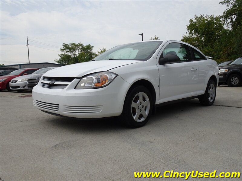 2006 Chevrolet Cobalt LS - Photo 3 - Cincinnati, OH 45255