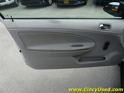 2006 Chevrolet Cobalt LS   - Photo 25 - Cincinnati, OH 45255