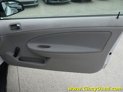 2006 Chevrolet Cobalt LS   - Photo 26 - Cincinnati, OH 45255