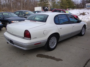 1997 Chrysler LHS   - Photo 6 - Cincinnati, OH 45255