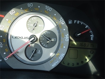 2001 Lexus IS 300   - Photo 20 - Cincinnati, OH 45255