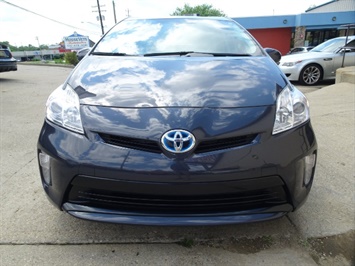 2013 Toyota Prius Four   - Photo 2 - Cincinnati, OH 45255