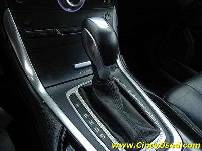 2017 Ford Edge Titanium   - Photo 18 - Cincinnati, OH 45255