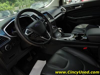 2017 Ford Edge Titanium   - Photo 12 - Cincinnati, OH 45255
