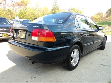 1997 Honda Civic LX   - Photo 13 - Cincinnati, OH 45255