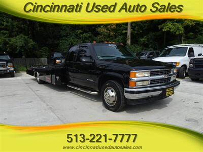 1998 Chevrolet C/K 3500 Series C3500 Cheyenne  Wedge Tow - Photo 1 - Cincinnati, OH 45255