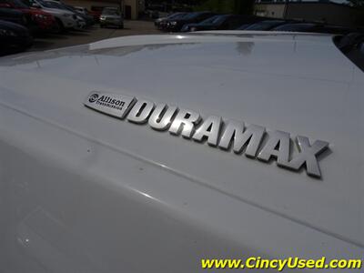 2020 Chevrolet Silverado 6500HD   - Photo 13 - Cincinnati, OH 45255