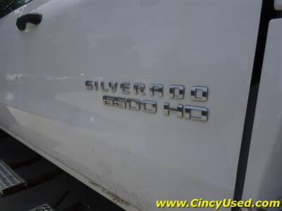 2020 Chevrolet Silverado 6500HD   - Photo 12 - Cincinnati, OH 45255