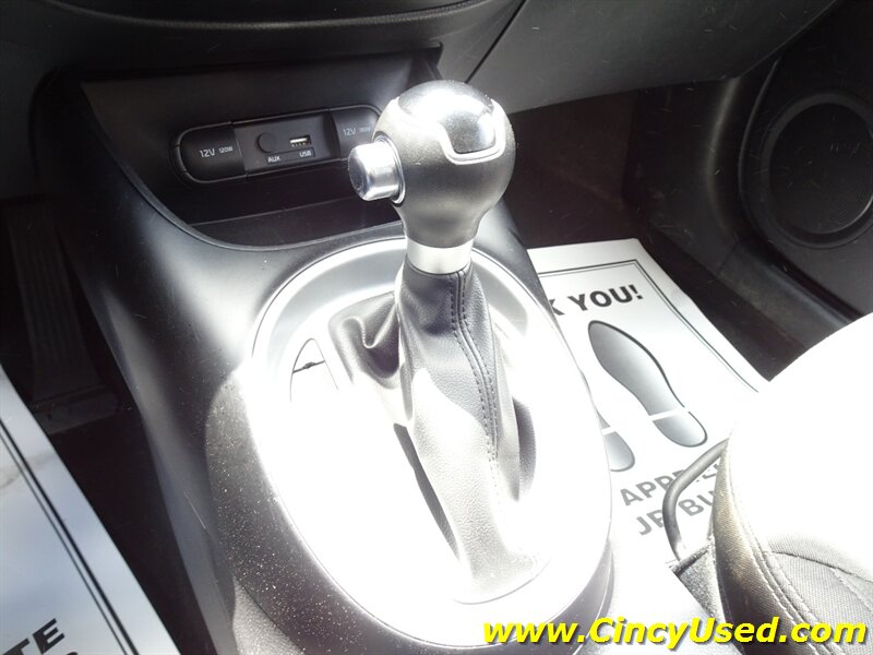 2017 Kia Soul - Photo 16 - Cincinnati, OH 45255