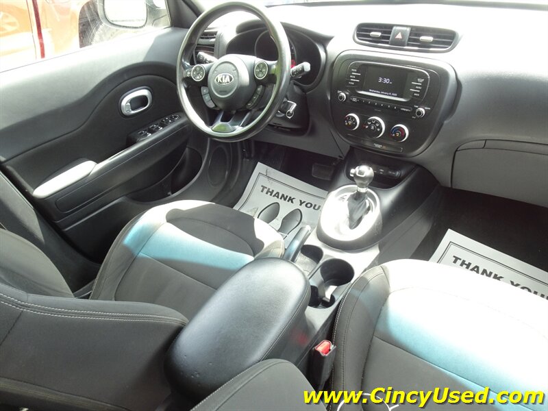 2017 Kia Soul - Photo 14 - Cincinnati, OH 45255