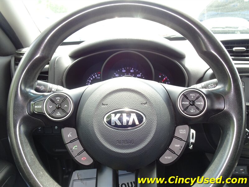 2017 Kia Soul - Photo 18 - Cincinnati, OH 45255