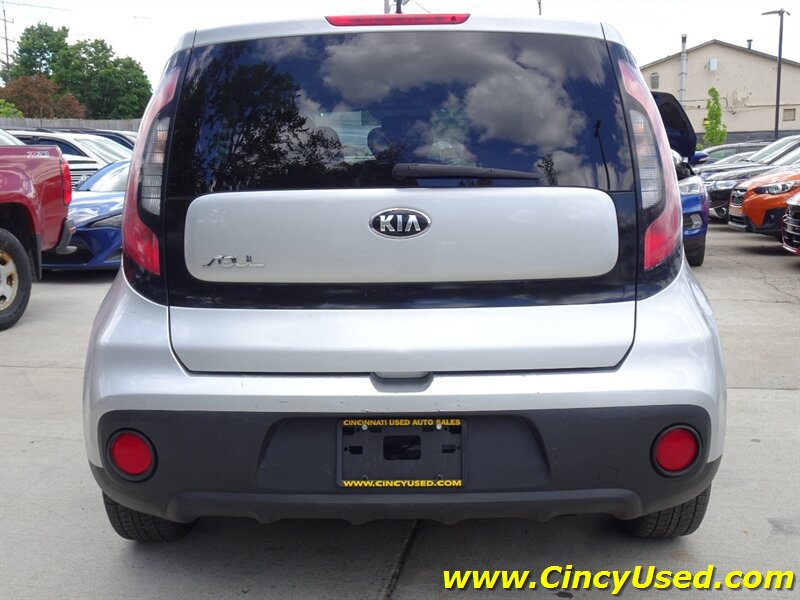 2017 Kia Soul - Photo 7 - Cincinnati, OH 45255