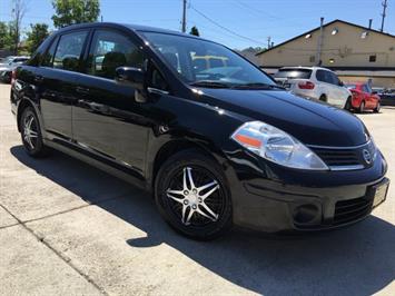 2008 Nissan Versa 1.8 SL   - Photo 10 - Cincinnati, OH 45255