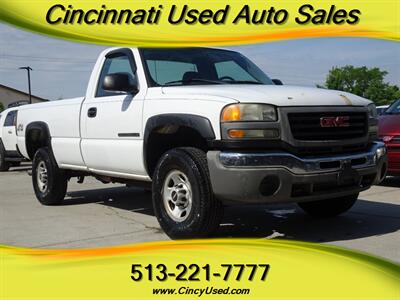 2005 GMC Sierra 2500HD Work Truck - Photo 1 - Cincinnati, OH 45255