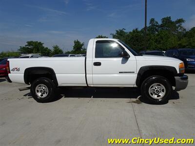 2005 GMC Sierra 2500HD Work Truck - Photo 5 - Cincinnati, OH 45255