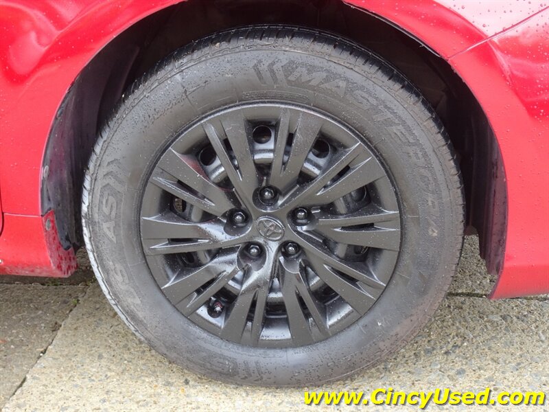 2012 Toyota Camry L - Photo 29 - Cincinnati, OH 45255