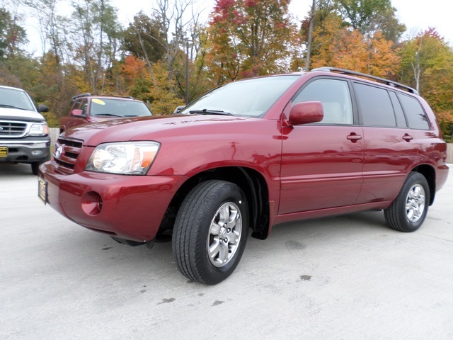 2004 Toyota Highlander - Photo 11 - Cincinnati, OH 45255