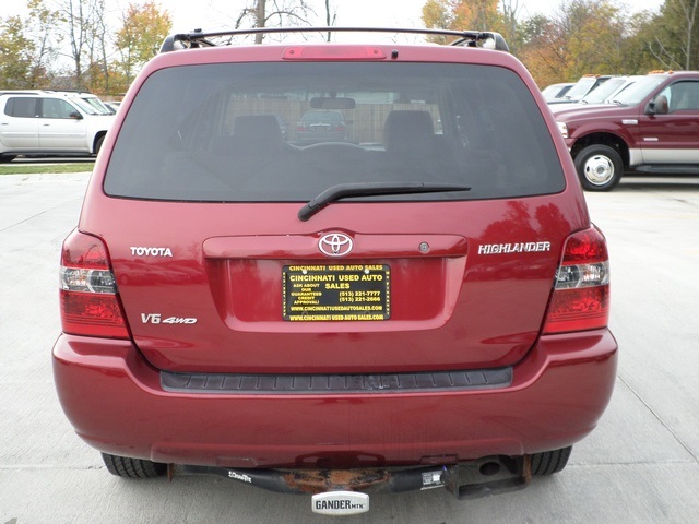 2004 Toyota Highlander - Photo 5 - Cincinnati, OH 45255