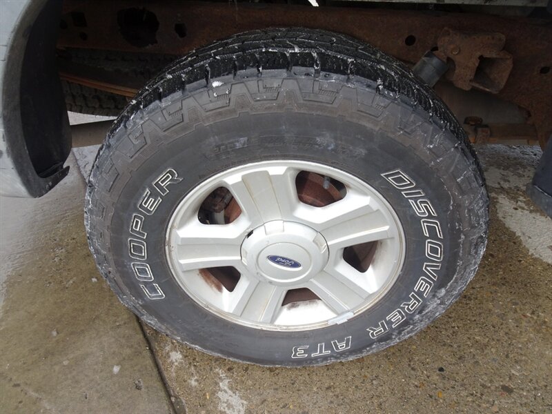 2006 Ford F-150 FX4  V8 4X4 - Photo 31 - Cincinnati, OH 45255