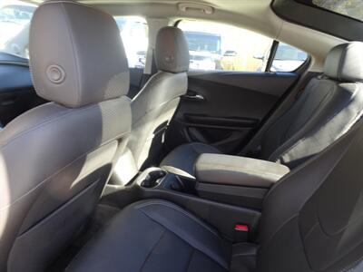 2013 Chevrolet Volt Premium  Range-Extended Electric FWD - Photo 11 - Cincinnati, OH 45255