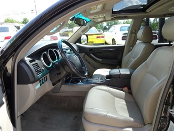 2004 Toyota 4Runner Limited   - Photo 7 - Cincinnati, OH 45255