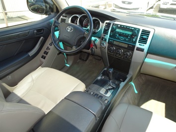 2004 Toyota 4Runner Limited   - Photo 13 - Cincinnati, OH 45255