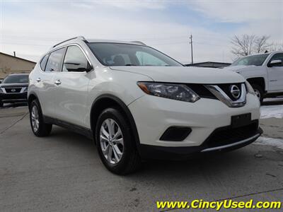 2016 Nissan Rogue SV   - Photo 2 - Cincinnati, OH 45255