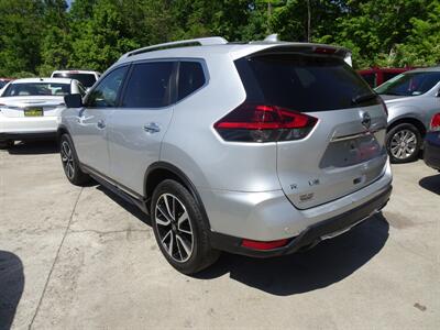 2019 Nissan Rogue SL  2.5L I4 AWD - Photo 8 - Cincinnati, OH 45255