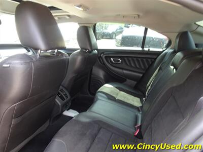 2010 Ford Taurus SHO  3.5L Twin Turbo V6 AWD - Photo 12 - Cincinnati, OH 45255