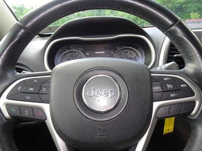 2015 Jeep Cherokee Trailhawk  3.2L V6 4X4 - Photo 19 - Cincinnati, OH 45255